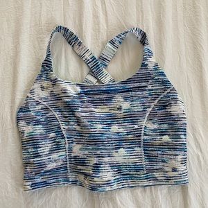 Lululemon cropped sports bra